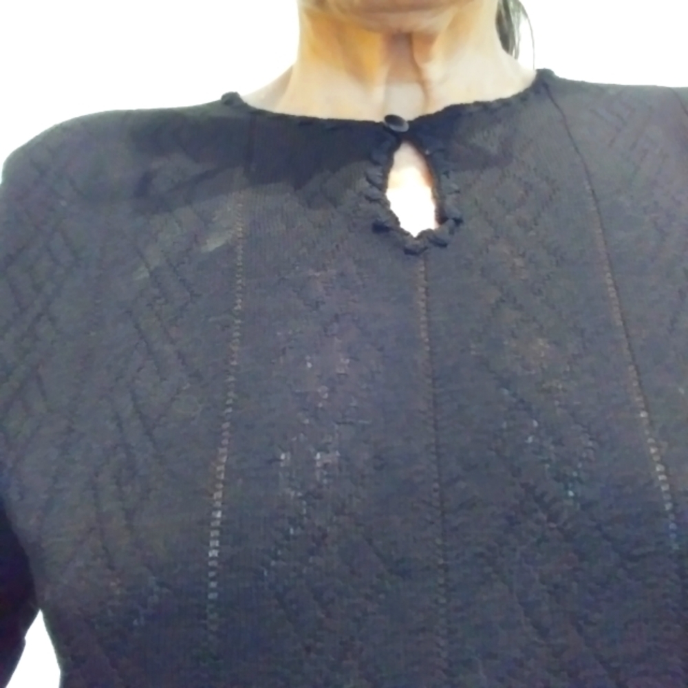 Very 60's short sleeves knit top